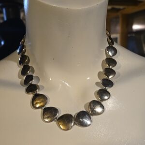 Two tone freestyle necklace